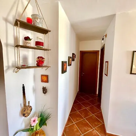 Piccolo Arco Home, Alloggio Incantevole Con Patio *
